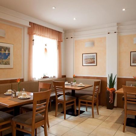 Gaestehaus Stoegmueller Asten Εξωτερικό φωτογραφία
