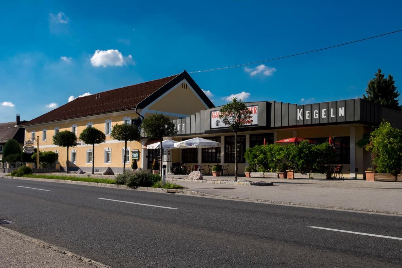 Gaestehaus Stoegmueller Asten Εξωτερικό φωτογραφία